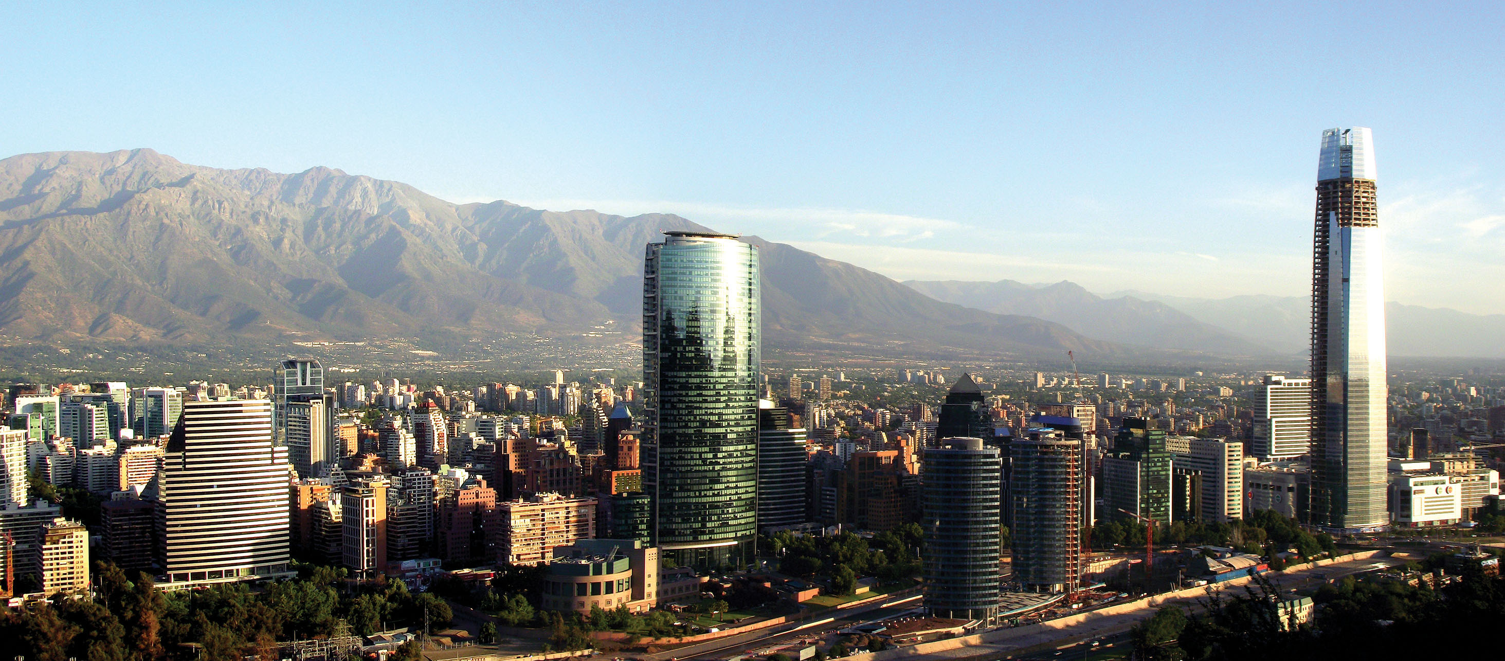 The modern skyscrapers of the Santiago skyline. (Photo by Diego J. Valdivia.)