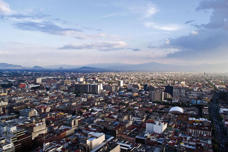A photo emphasizes the massive urban sprawl of the Mexico City landscape. (Photo by Kasper Christensen.)