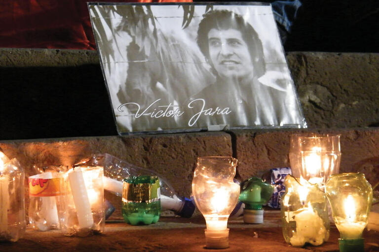 A makeshift memorial to Víctor Jara on the street in Santiago in 2009. (Photo by Ibar Silva.)