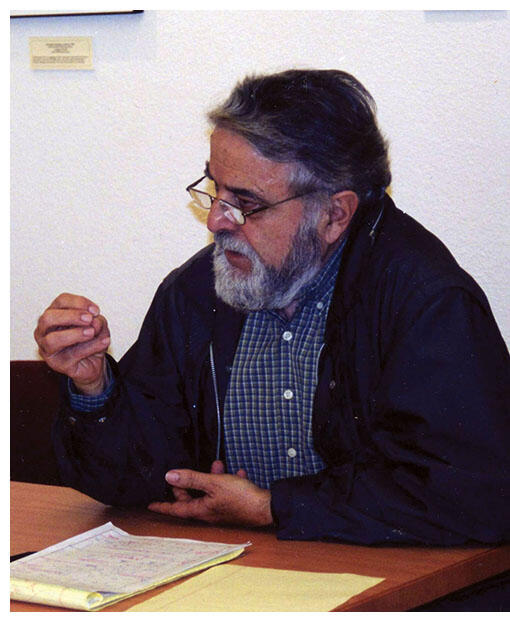 Antônio Barros de Castro speaking for CLAS at UC Berkeley, 2003. (Photo by Dionicia Ramos.)