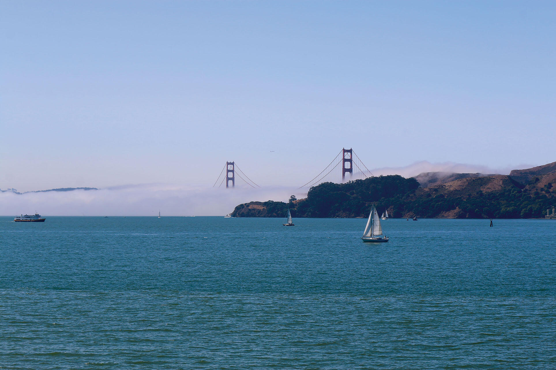  the Futures Forum and the San Francisco Bay Area both specialize in building bridges. (Photo by Dionicia Ramos.)