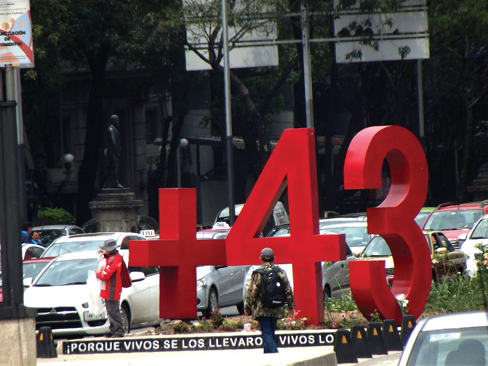 A large sculpture of the number 43 in Mexico City, a monument to the 43 disappeared students from Ayotzinapa. (Photo by Luis J. Romero.)